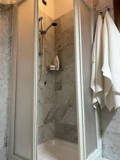 Apartment Incantevole Appartamento Moniga del Garda