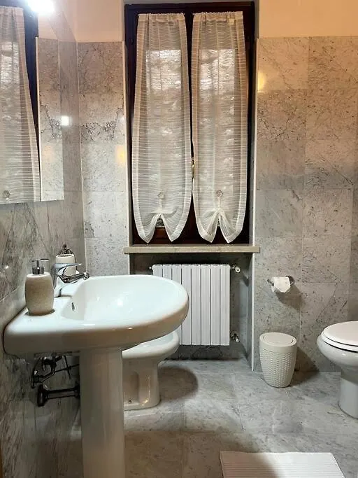 Incantevole Appartamento Moniga del Garda Apartment